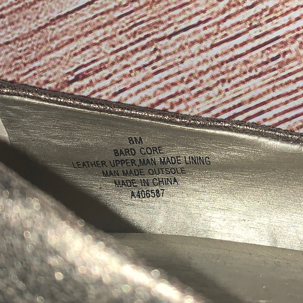 2/$20 or 3/$25 Kenneth Cole Pewter Loafers/Flats sz 8 - Picture 5 of 6